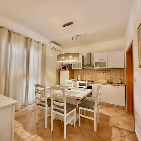Apartments Labinac Пула Экстерьер фото